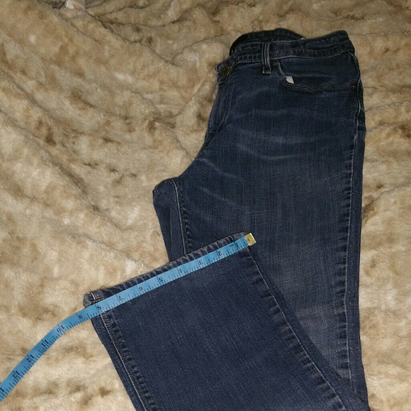 Mid Rise Boot Jeans - Picture 5 of 7